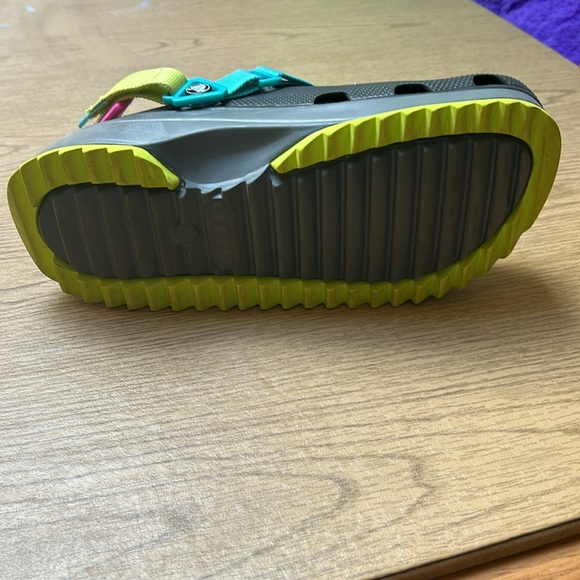 Crocs - Picture 5 of 7